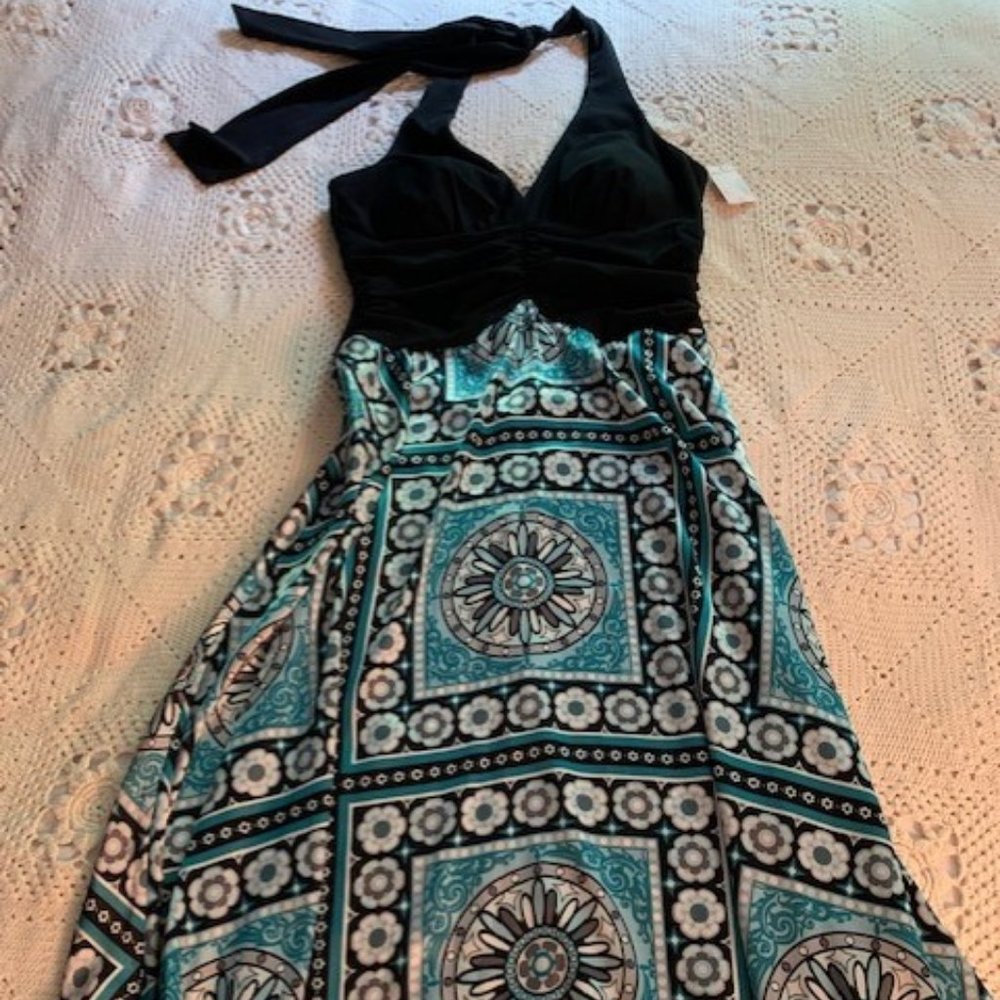 Dress Barn New with Tags Bohemian Dress halter style size 10 Runs small